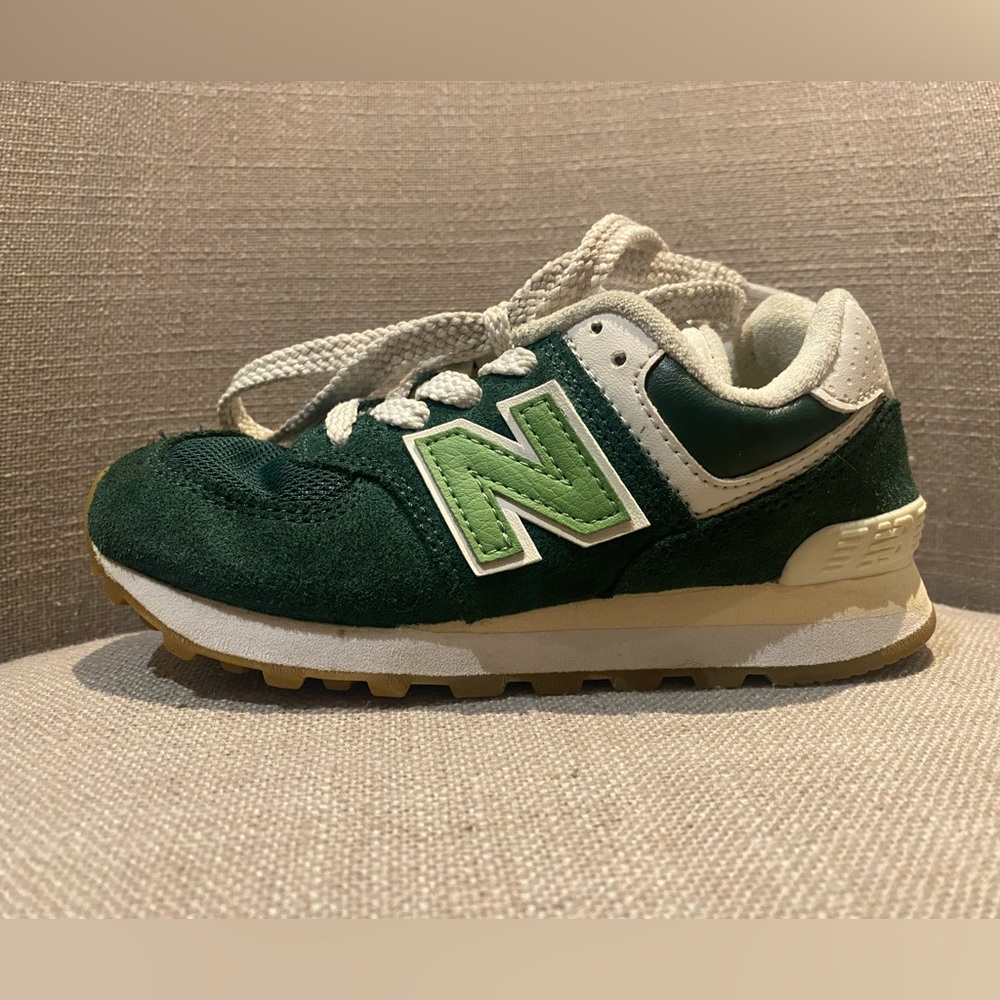 New Balance Green Suede 574 Child/Toddler Size 11 Sneakers